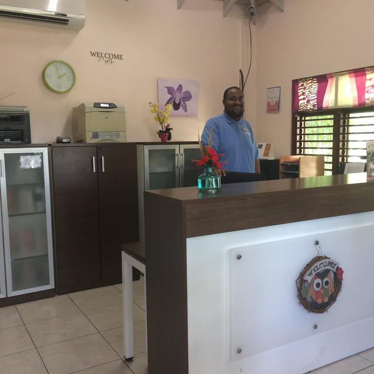 Buccaneer Beach Club Dickenson Bay Bagian luar foto